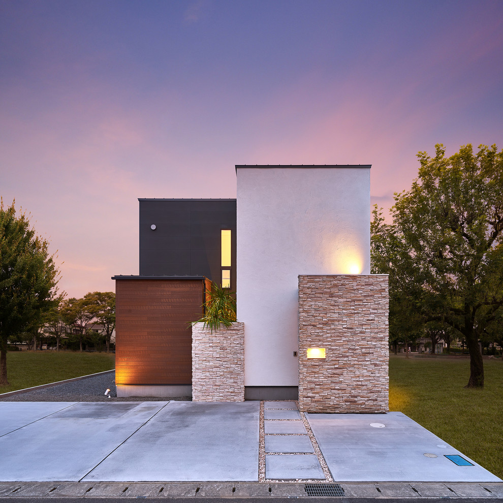 Petite et belle maison avec mur en pierre de canjiquinha